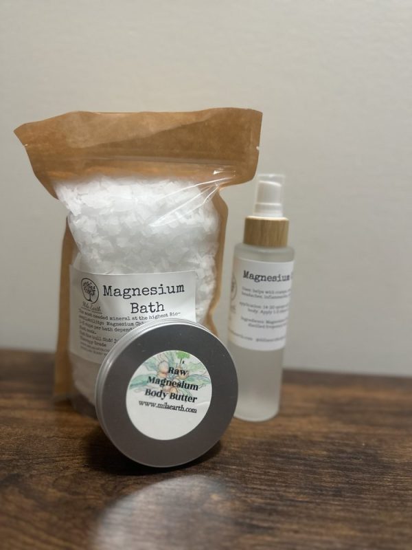 Mila Earth Mama Kit: unscented magnesium bath flakes, magnesium oil spray and raw magnesium body butter